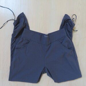 Grey Columbia Outdoor Capri Pants Adjustable Cinch Detail size Medium